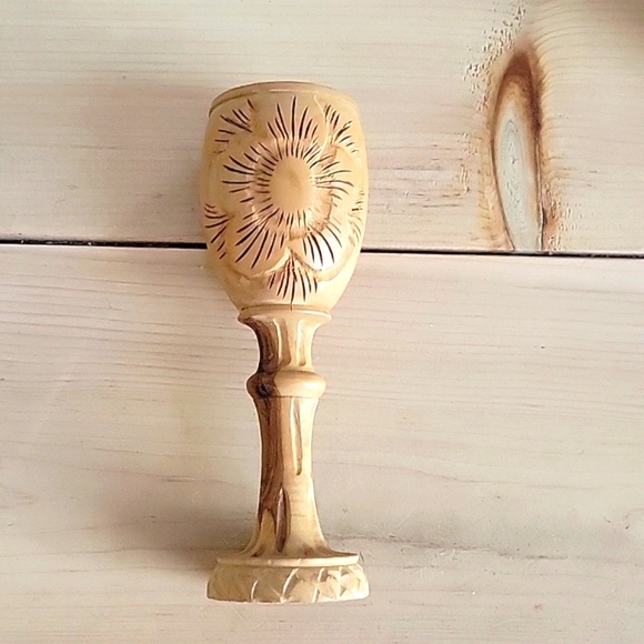 Handcarved Israel Olive Wood Chalice - Picture 4 of 6